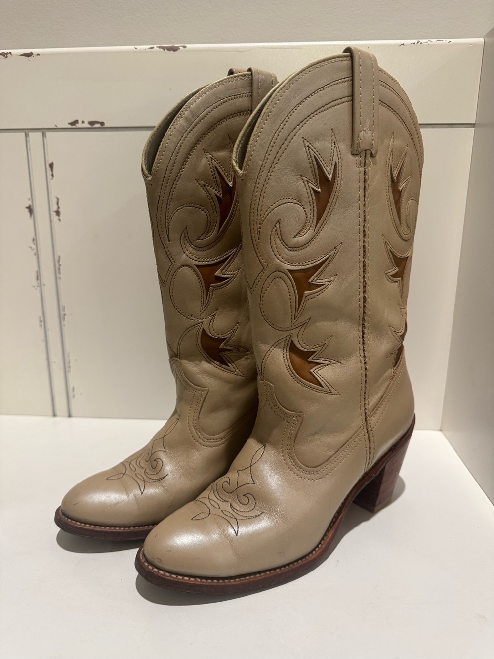 Vintage 80s Dingo Cream Beige Leather Cutout Western Cowboy Boots Women's 9 M